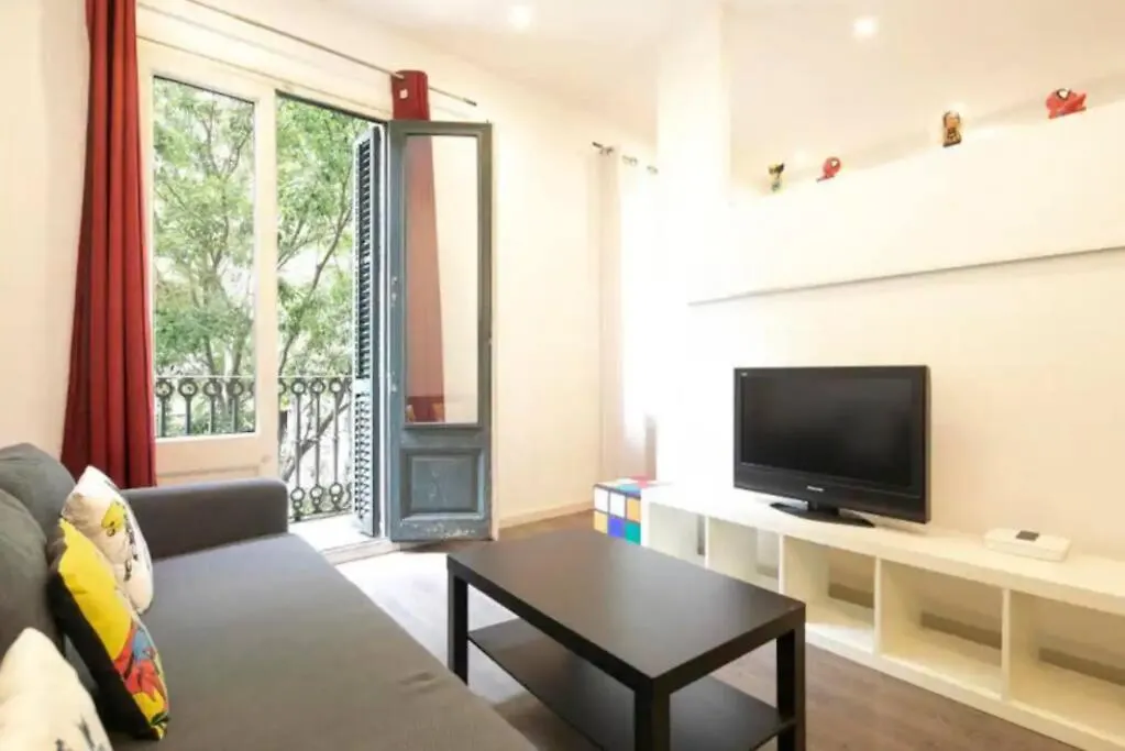 Canela Homes Barcelona Urquinaona의 연락처